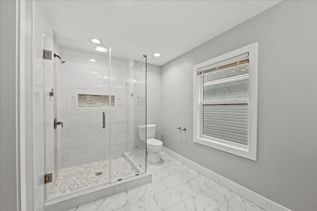 Building Photo - 203-203 N Gray St