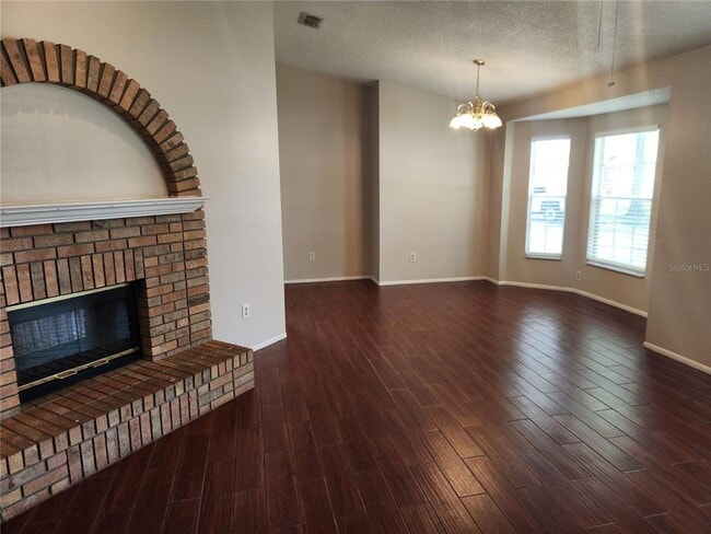 Building Photo - 150 Abbey Hollow Dr