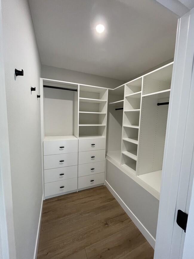 Master Walk-in Closet - 4315 Redwood Ave