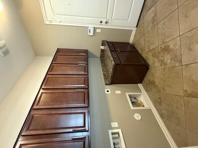 Building Photo - 5703 S Parkcrest St