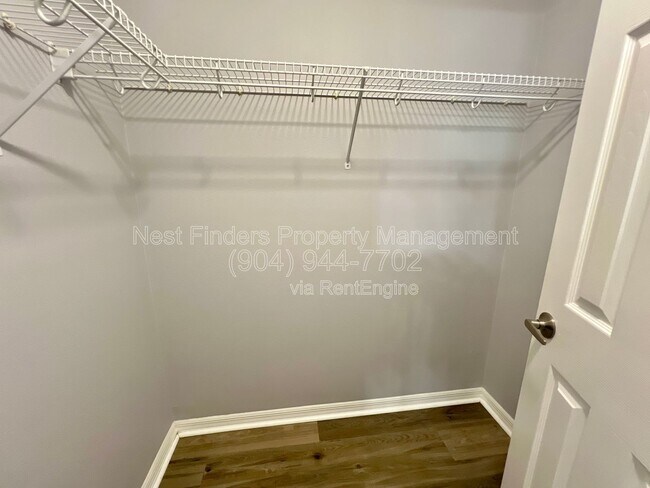 Building Photo - 2669 Lantana Lakes Dr E