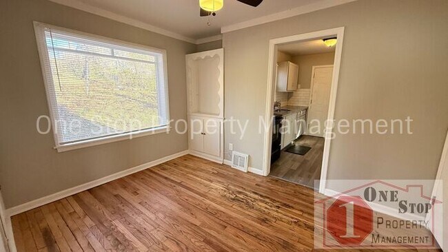 Building Photo - Beautiful 3 Bedroom 2 Bathroom in Kansas City