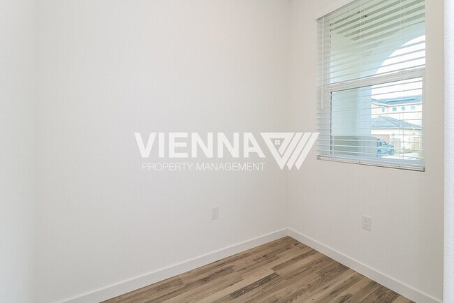 Building Photo - 4657 Snapdragon Wy