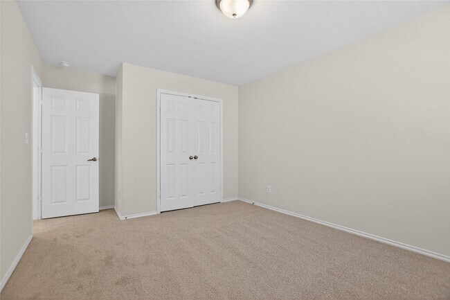 Building Photo - 2080 Lost Timbers Dr