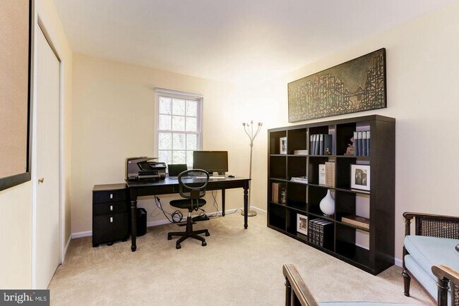 Building Photo - 11736 Dry River Ct