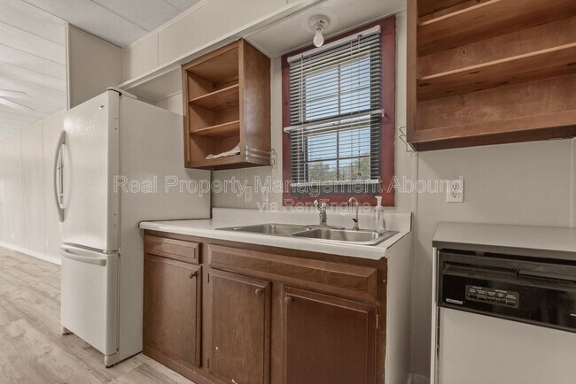 Building Photo - 4608 E 472 Rd