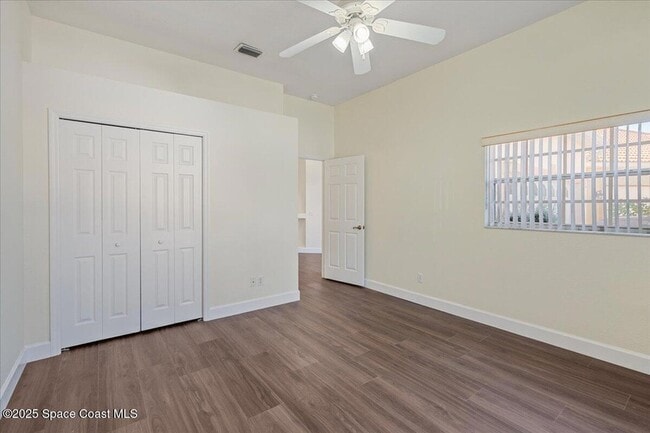 Building Photo - 1334 Gem Cir