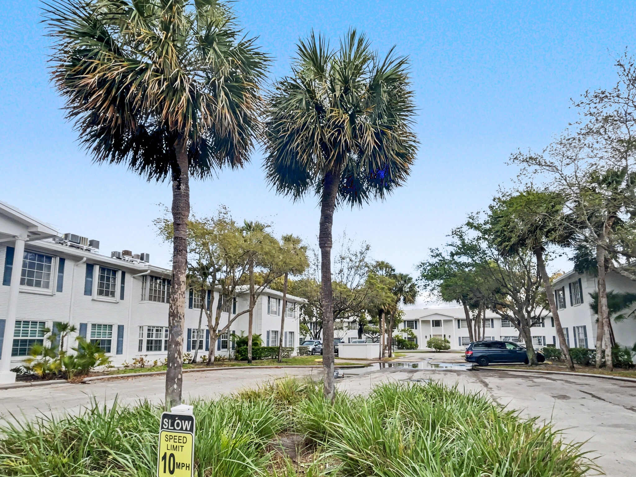 Building Photo - 2270 NE 68th St