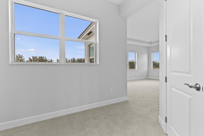 Building Photo - 15054 Wildwood Cir