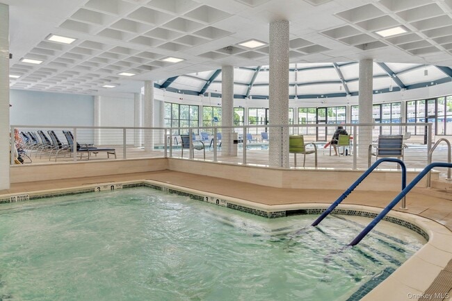 Building Photo - 269-10 Grand Central Pkwy