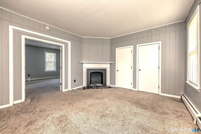 Building Photo - 90 N Turnpike Rd