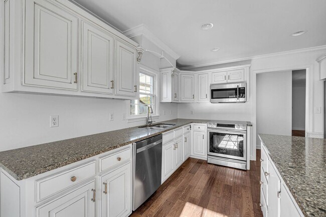 Building Photo - Tucked away on a scenic 7-acre retreat in the heart of Thompson's Station