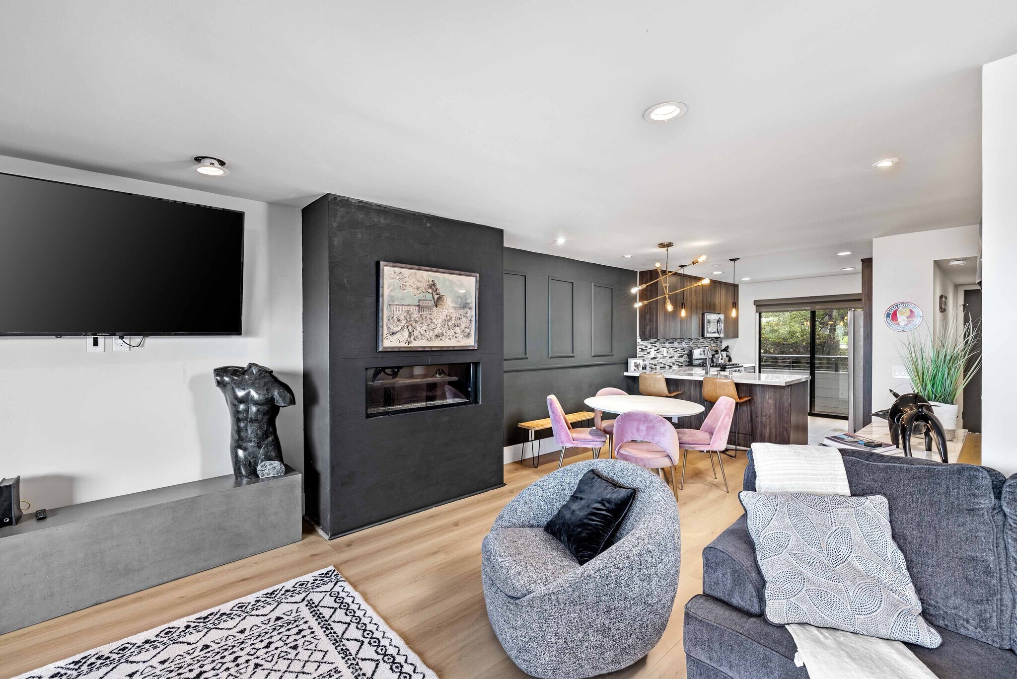 Building Photo - 419 Camino de las Colinas