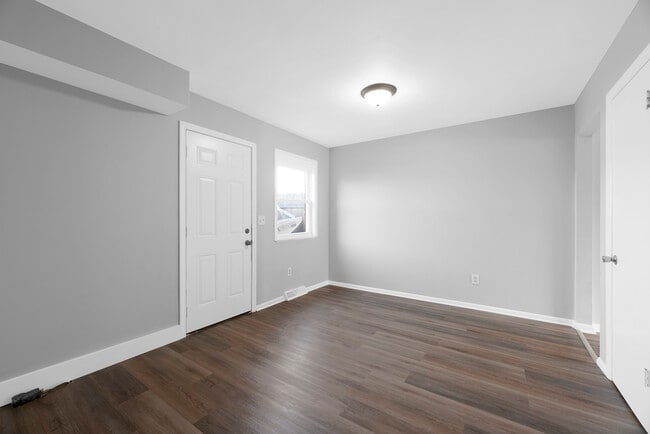 Building Photo - HOFAM TOWNHOMES