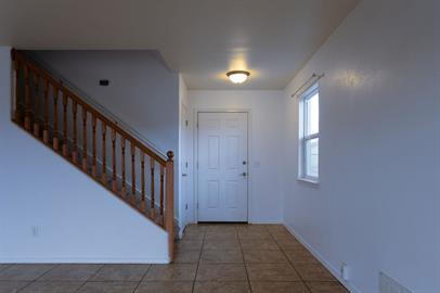 Building Photo - 3-Bed 2.5 Baths  in Northeast El Paso.