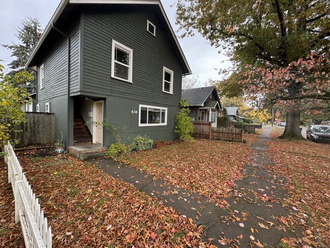 Primary Photo - F Street Duplex