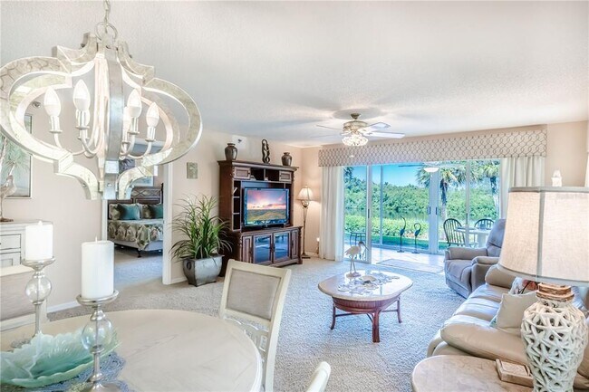 Building Photo - 821 Waterside Dr