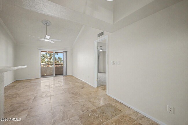 Building Photo - 10610 S 48th St