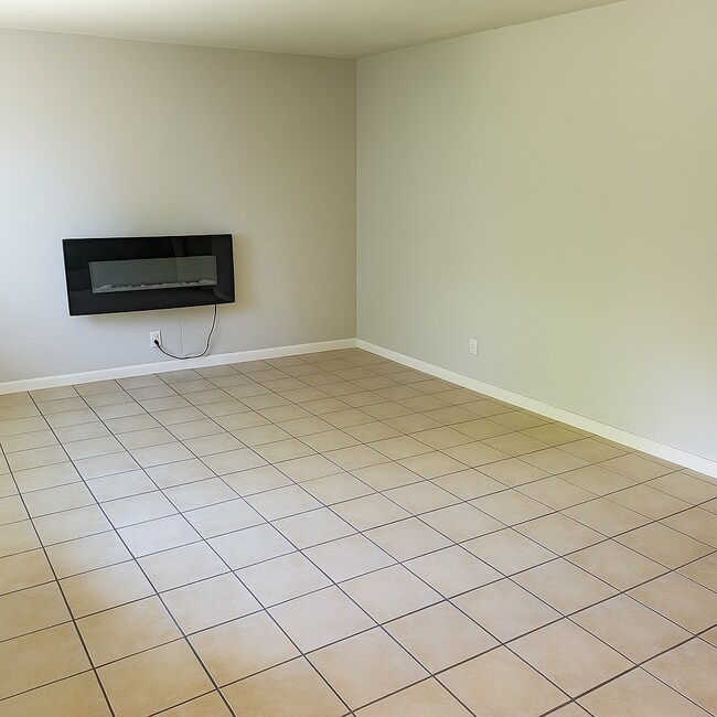 Building Photo - 2702 Mulford Cv