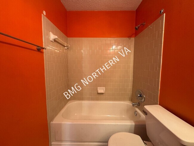 Building Photo - 21026 Timber Ridge Terrace