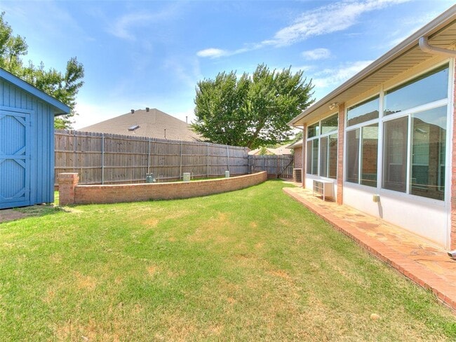 Building Photo - 5501 Lanceshire Ln