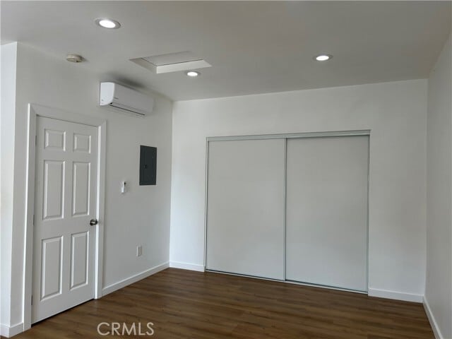 Building Photo - 4845 Coldbrook Ave