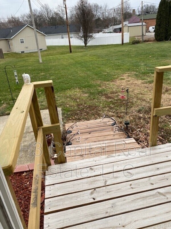 Building Photo - 1409 Poplar St