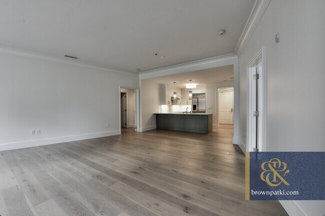 Building Photo - 680 Market St