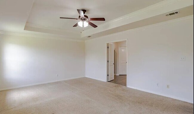 Building Photo - 1375 Selby Phillips Dr