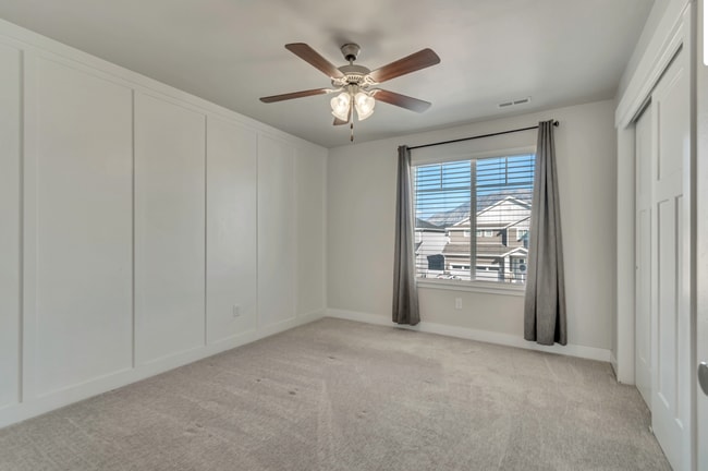 Building Photo - Spacious 6-Bedroom Home in the Heart of Vi...