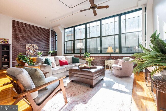 Building Photo - 314 N 12th St