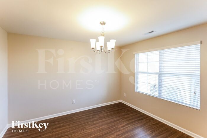 Building Photo - 11485 Cedar Glades Dr