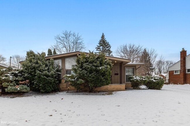 Building Photo - 5342 Streefkerk Dr