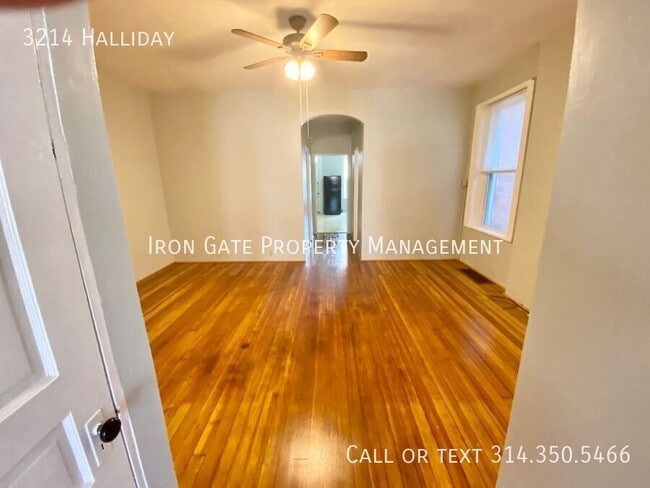 Building Photo - 3214 Halliday-