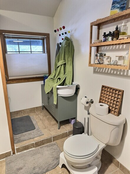 Building Photo - 3127 US-9