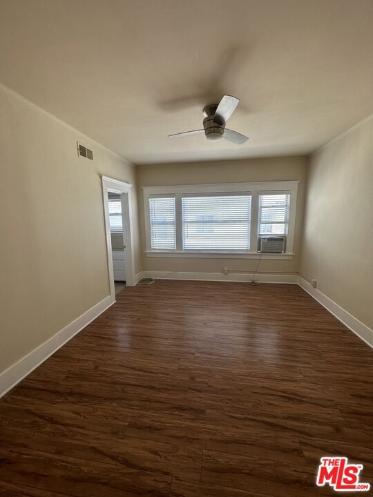 Building Photo - 1404 S St Andrews Pl