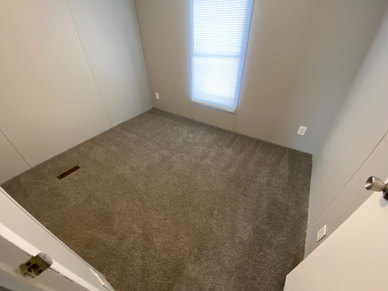 Building Photo - 1914 Borman Ct