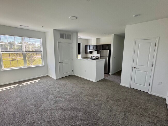 Building Photo - 1208 John Vanzandt Dr