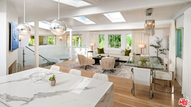 Building Photo - 1415 Braeridge Dr