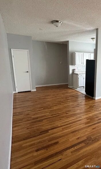 Building Photo - 335 Wells St