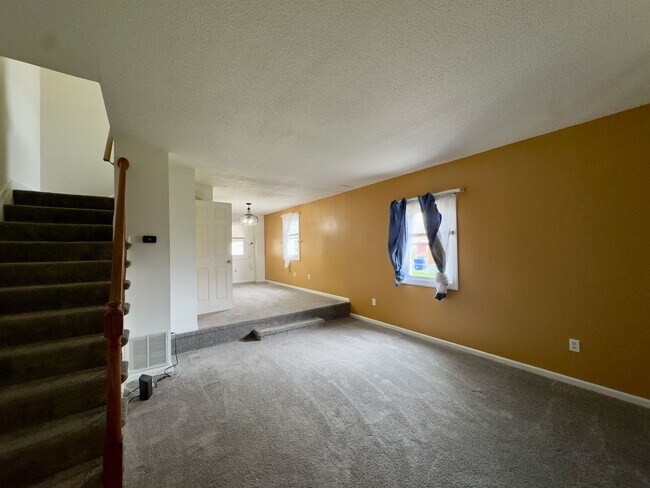 Building Photo - 8166 Del Haven Rd