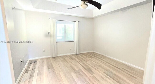 Building Photo - 2924 SE 15th Ave