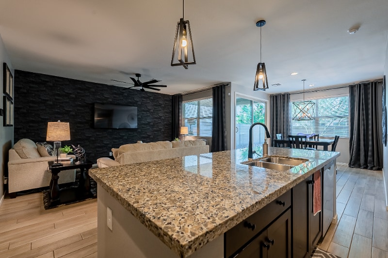 Building Photo - 9733 W Southgate Ave