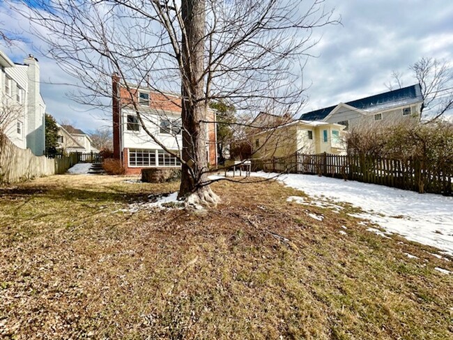 Building Photo - Welcome to this Rare Gem of a Home!