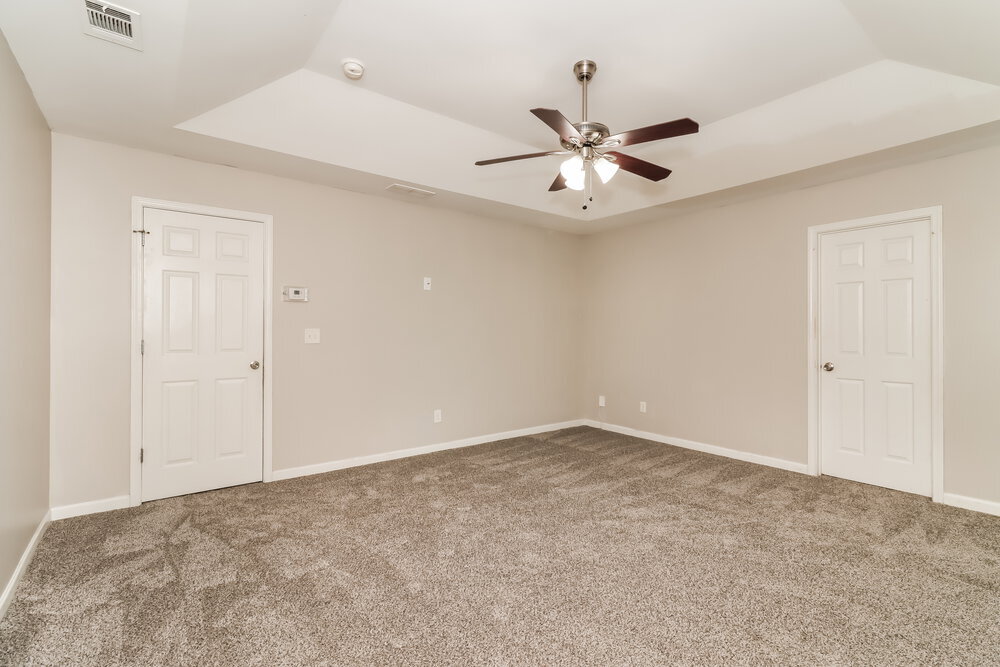 Building Photo - 38 Bollen Ln