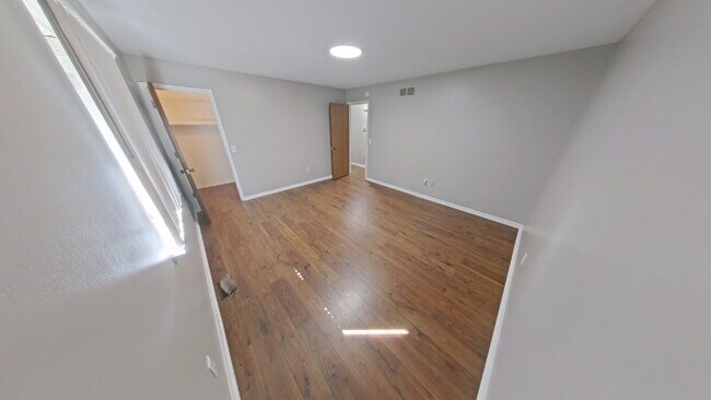 Building Photo - "3-Bedroom Haven with Modern Comforts on South Adele Circle!"