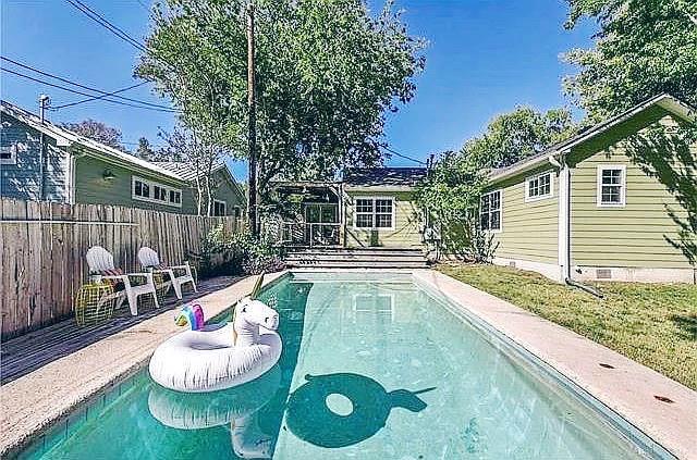 Building Photo - 3305 Larry Ln