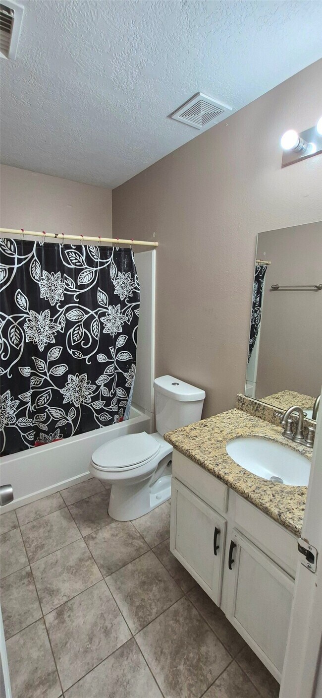 Building Photo - 17518 Wild Willow Ln