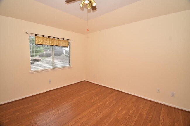 Building Photo - 3810 Buckley Ln