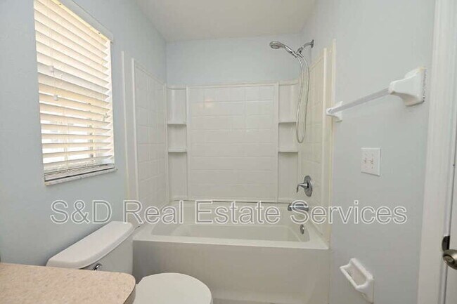 Building Photo - 4219 Winding Vine Dr
